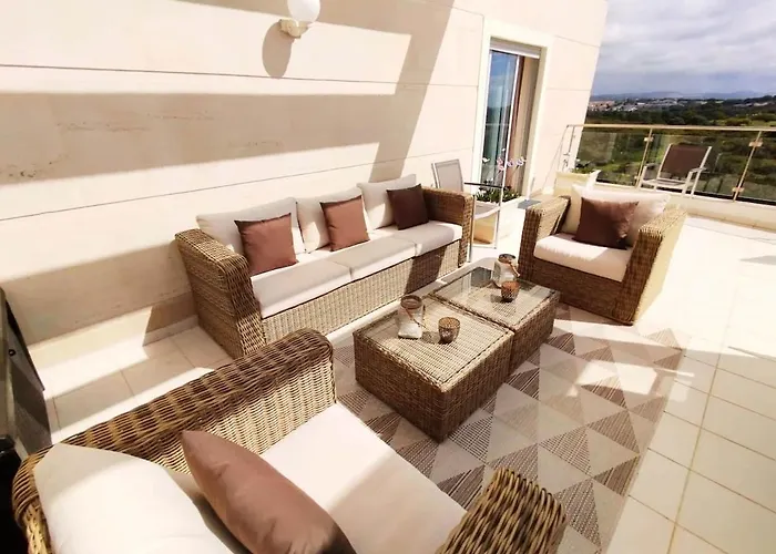 Sol Mar Penthouse By Da Costa