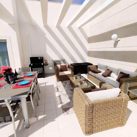 Апартаменты Sol Mar Penthouse By Da Costa